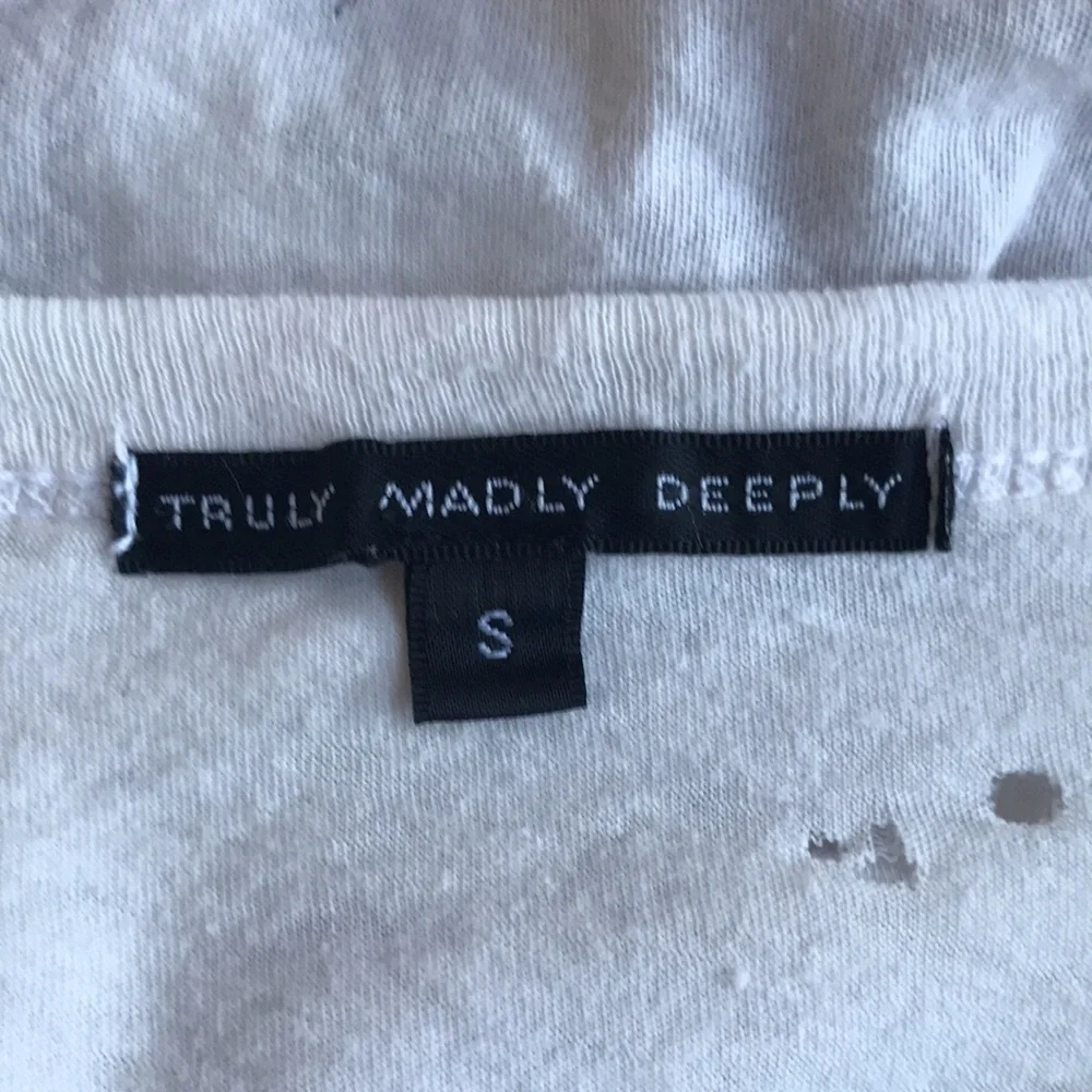 Truly Madly Deeply American Flag Distressed Crop - Picture 7 of 8